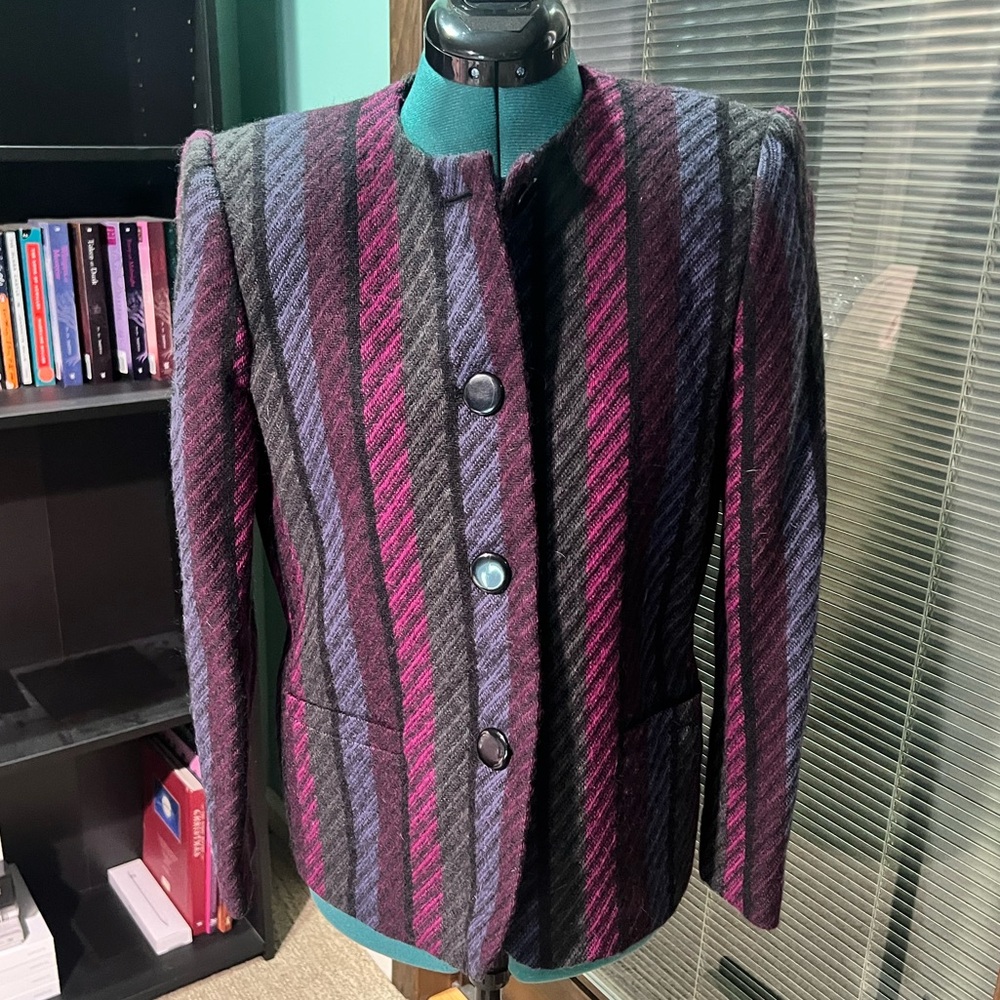 Vintage jacket purple, pink & black size 8/9